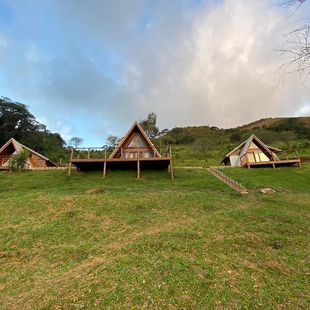 Chales Fazenda Floresta Das Araucarias 库尼亚 外观 照片